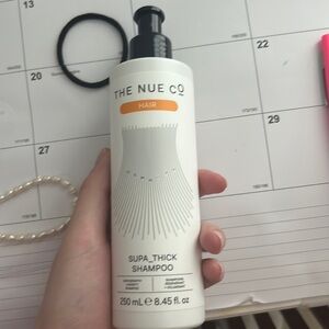 THE NUE CO. SUPA_THICK SULFATE FREE SHAMPOO
